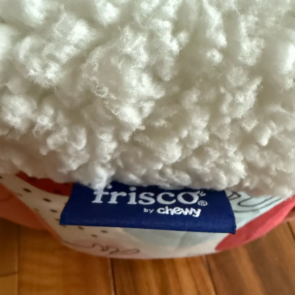 Frisco Sherpa Self-Warming Small Cat Bed